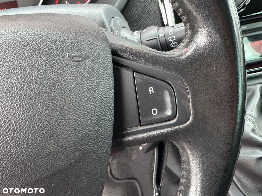 Renault Kangoo BLUE dCi 95 LIMITED - 15