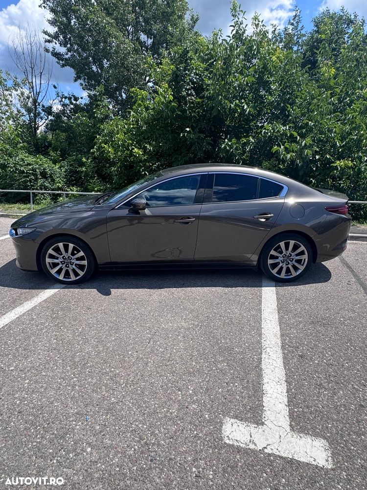 Mazda 3 - 10