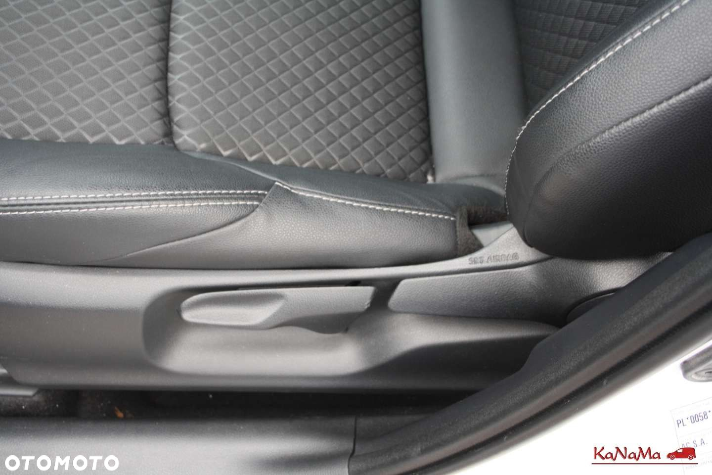 Toyota Yaris - 35