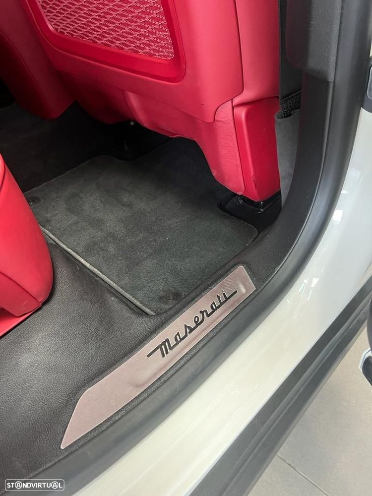 Maserati Levante - 15