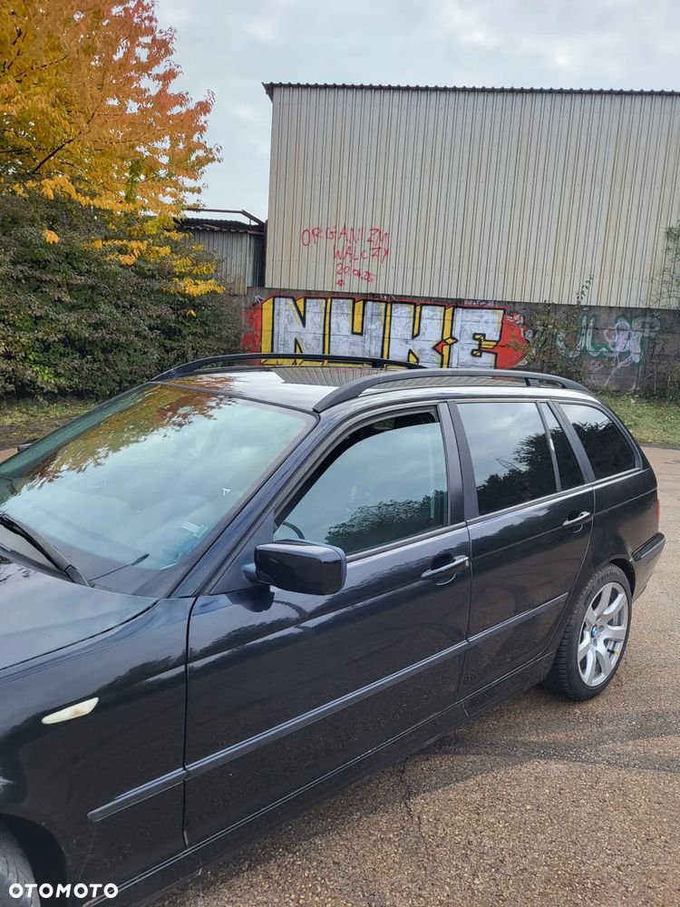 BMW Seria 3 320d Touring - 2
