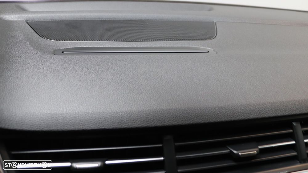 Audi Q7 3.0 TDI quattro tiptronic 7L - 38