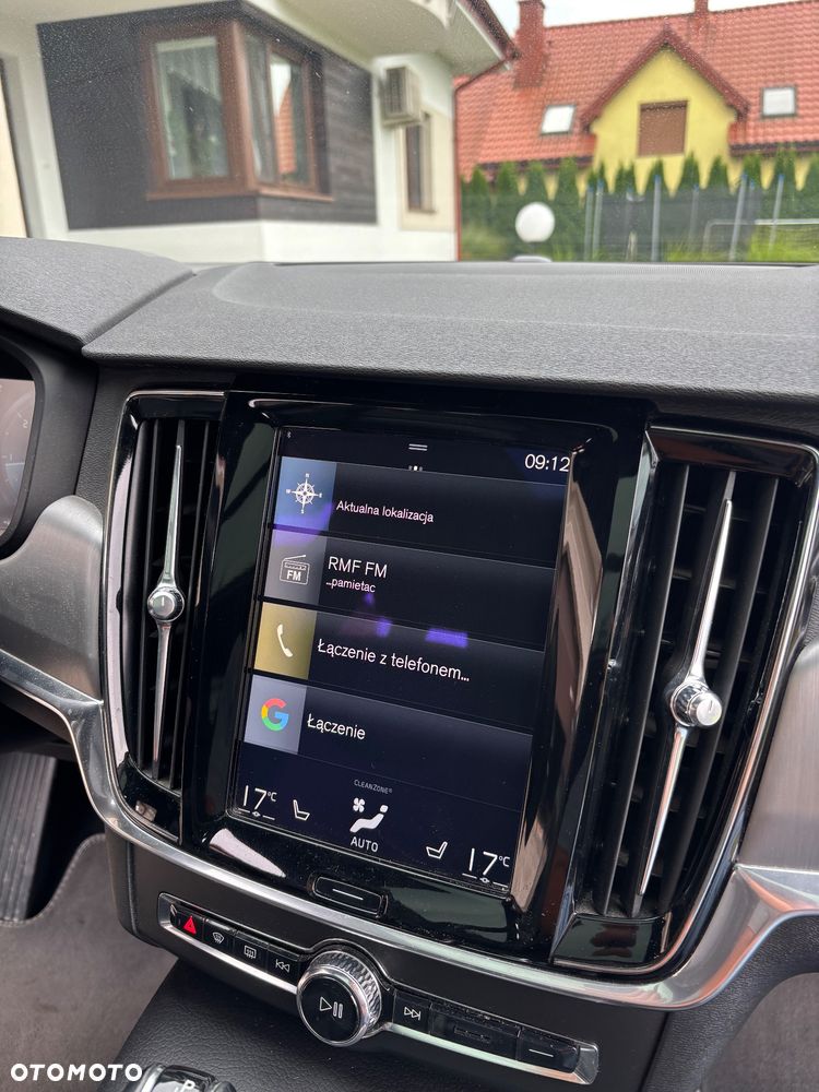 Volvo V90 D5 AWD Momentum - 23