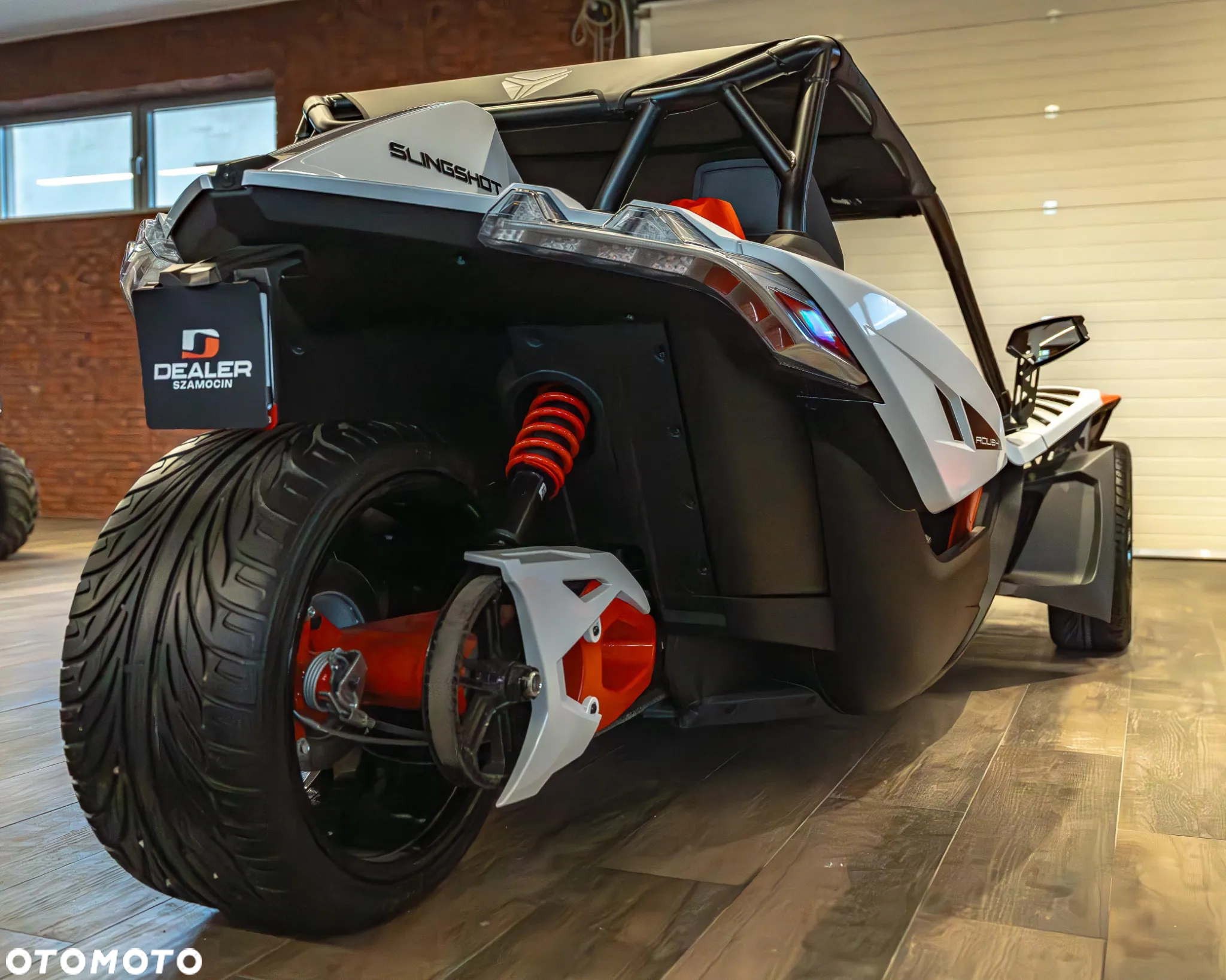 Polaris Inny - 8