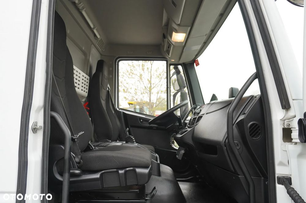 Iveco Eurocargo 190-280L E6 4×2 / Chłodnia / Winda Dhollandia DHSM.20 / 21 palet - 15