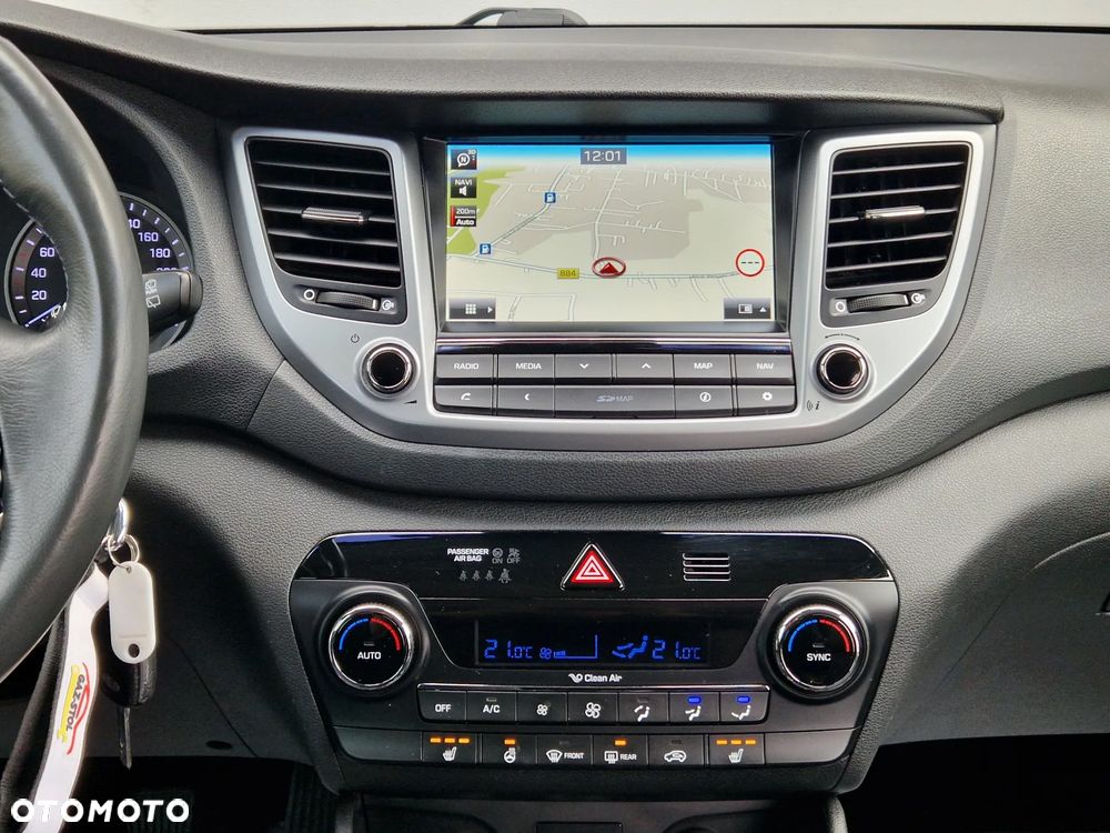 Hyundai Tucson 1.6 GDI BlueDrive Design 2WD - 32