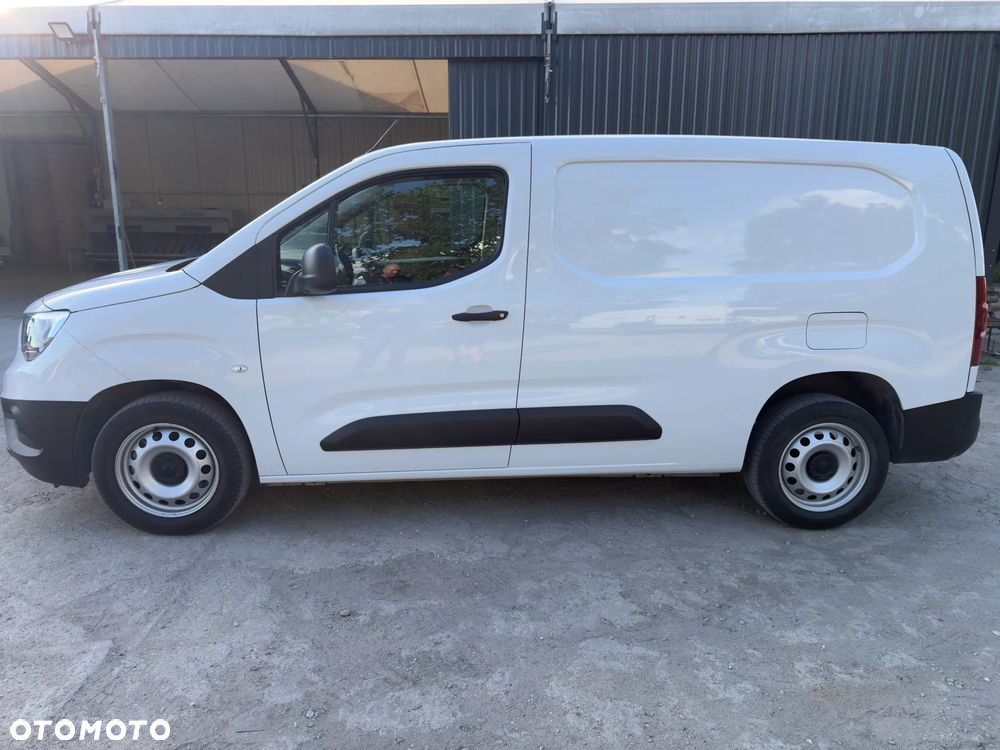 Opel COMBO - 4