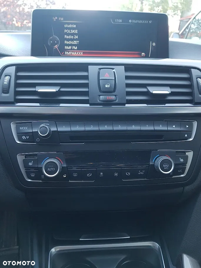 BMW Seria 3 - 25