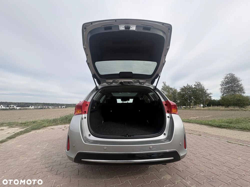 Toyota Auris 1.6 Premium Comfort MS - 13