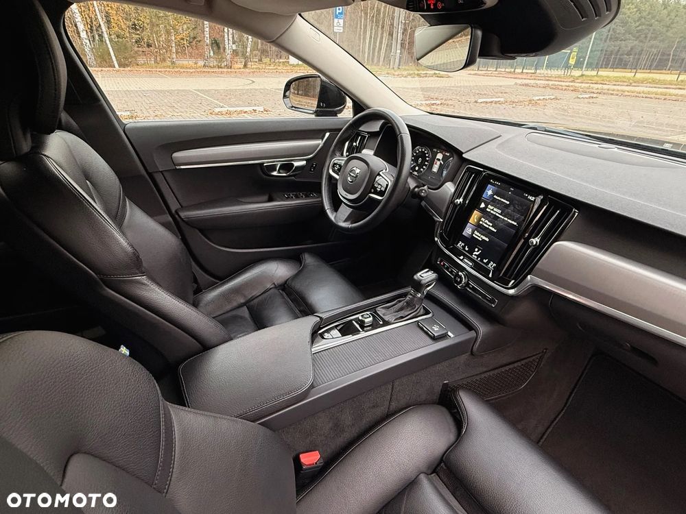 Volvo V90 D3 Geartronic Momentum Pro - 11