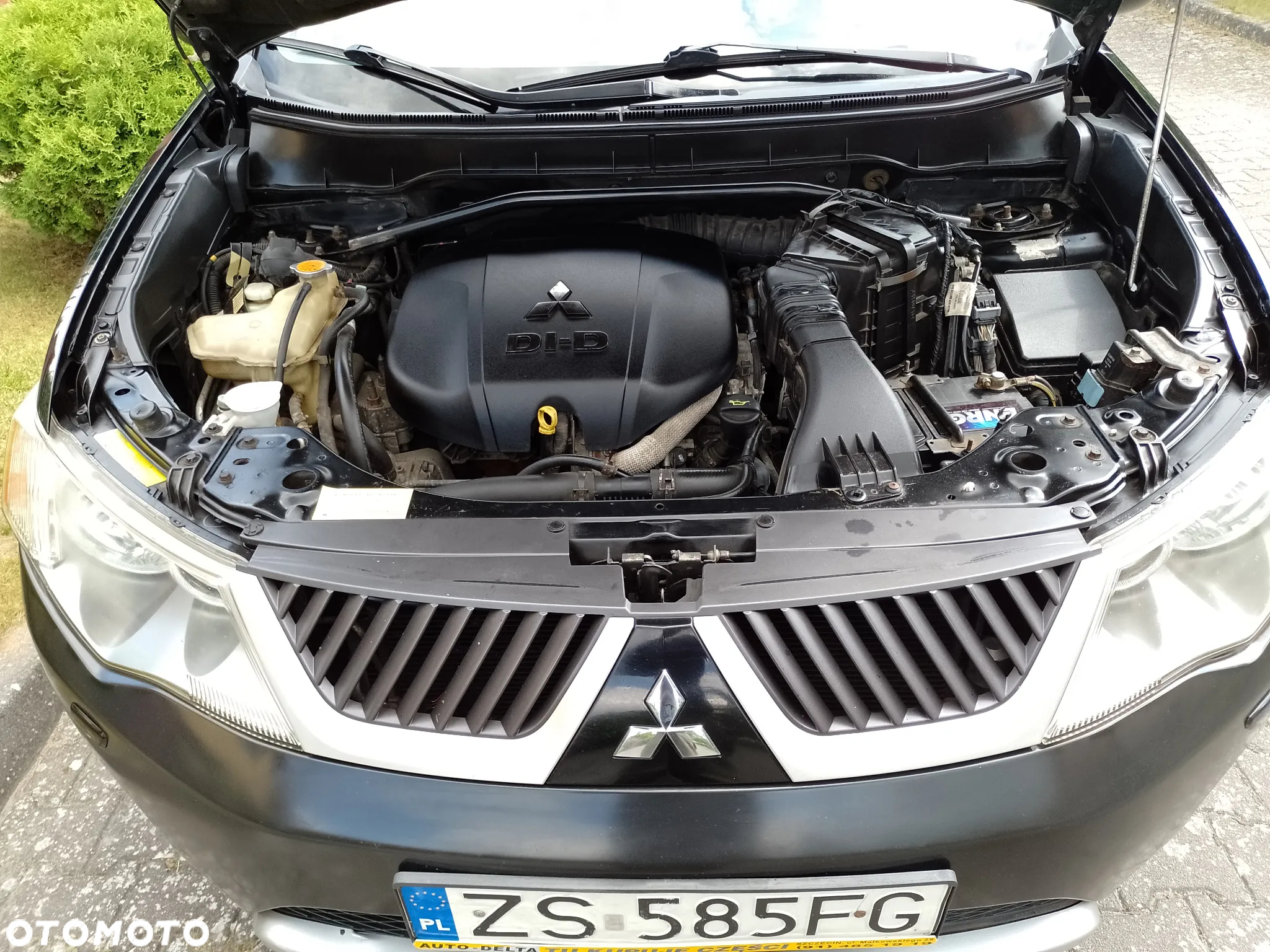 Mitsubishi Outlander 2.2 DID Intense + - 3