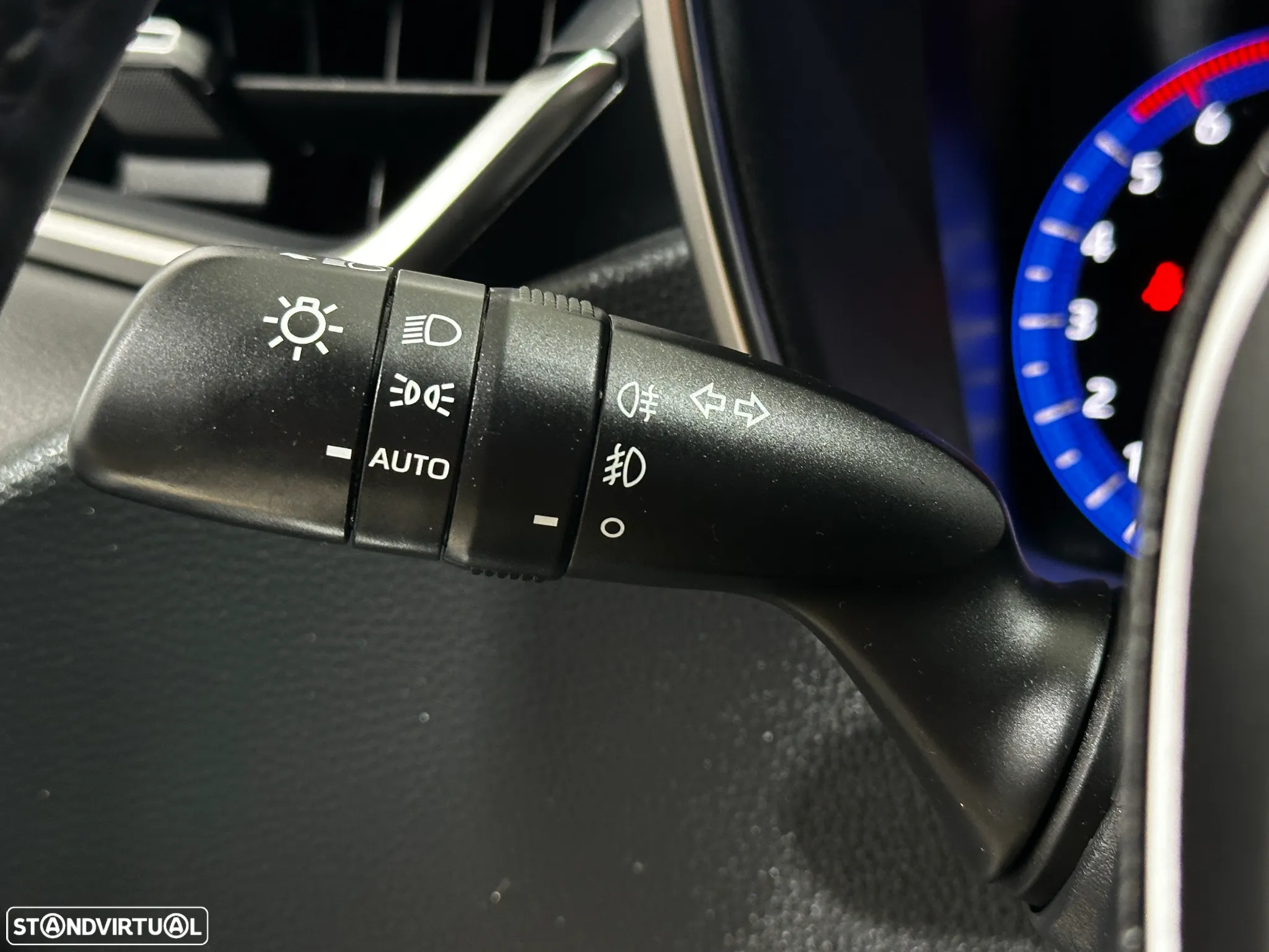 Toyota Corolla Touring Sports 1.8 Hybrid Exclusive - 20