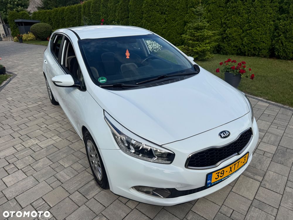 Kia Ceed 1.6 GDI Platinum Edition - 6