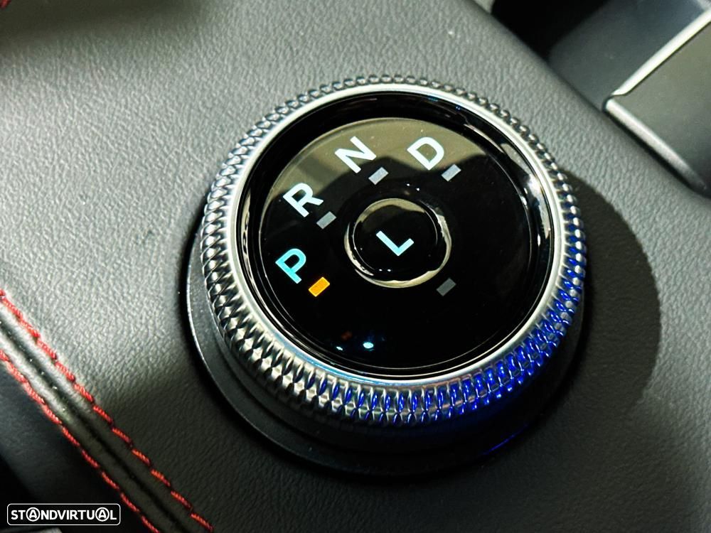 Ford Mustang Mach-E AWD PREMIUM - 44