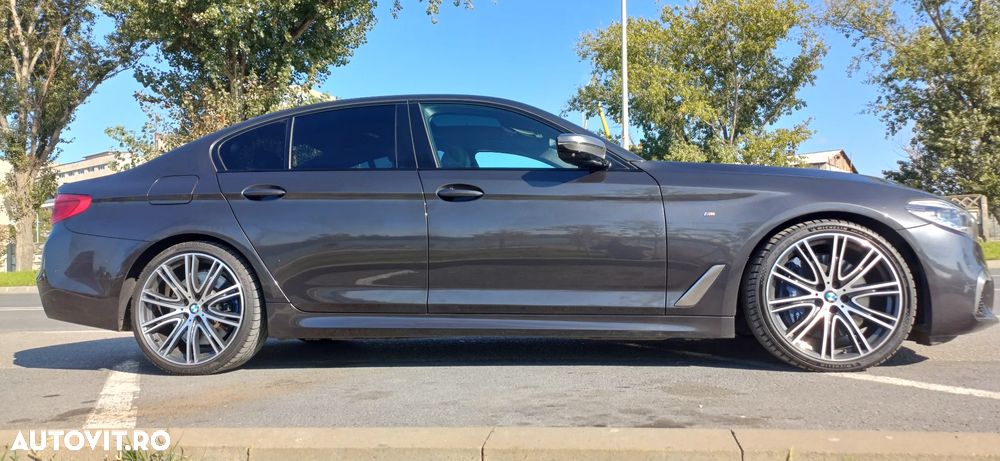 BMW M5 M550i xDrive AT - 6