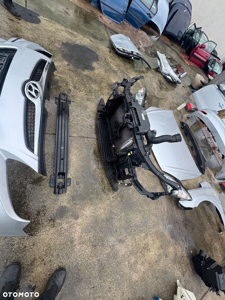 Hyundai i30 srebrny szary kolor 2R XP zderzak przód przedni pas przedni z chłodnicami lampy lampa soczewki soczewka soczewkowe maska srebrna błotnik prawy lewy przedni zbiornik zbiorniczek spryskiwaczy płynu podszybie drzwi szybka prawa lewa przednia tylnia drzwi przednie tylne prawy przód prawy tył przód lewy tył lewy klapa bagażnika bagażnik zderzak tylni tył kombi lampy tył tylnie prawa lewa belka przód przednia belka tylnia tył obudowa filtra powietrza lusterko prawe lewe - 7