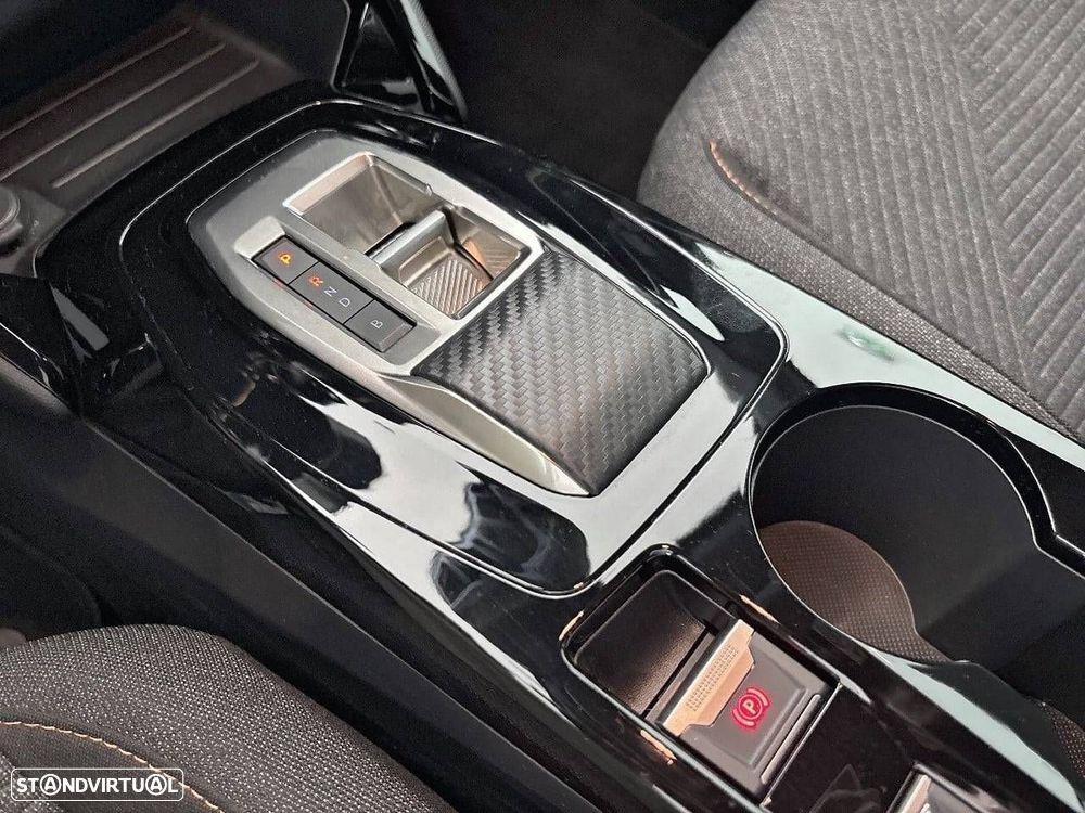 Peugeot e-2008 54 kWh Style - 19