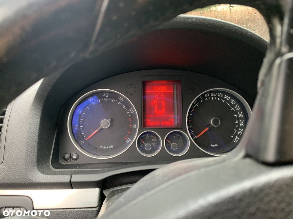 Volkswagen Golf - 9