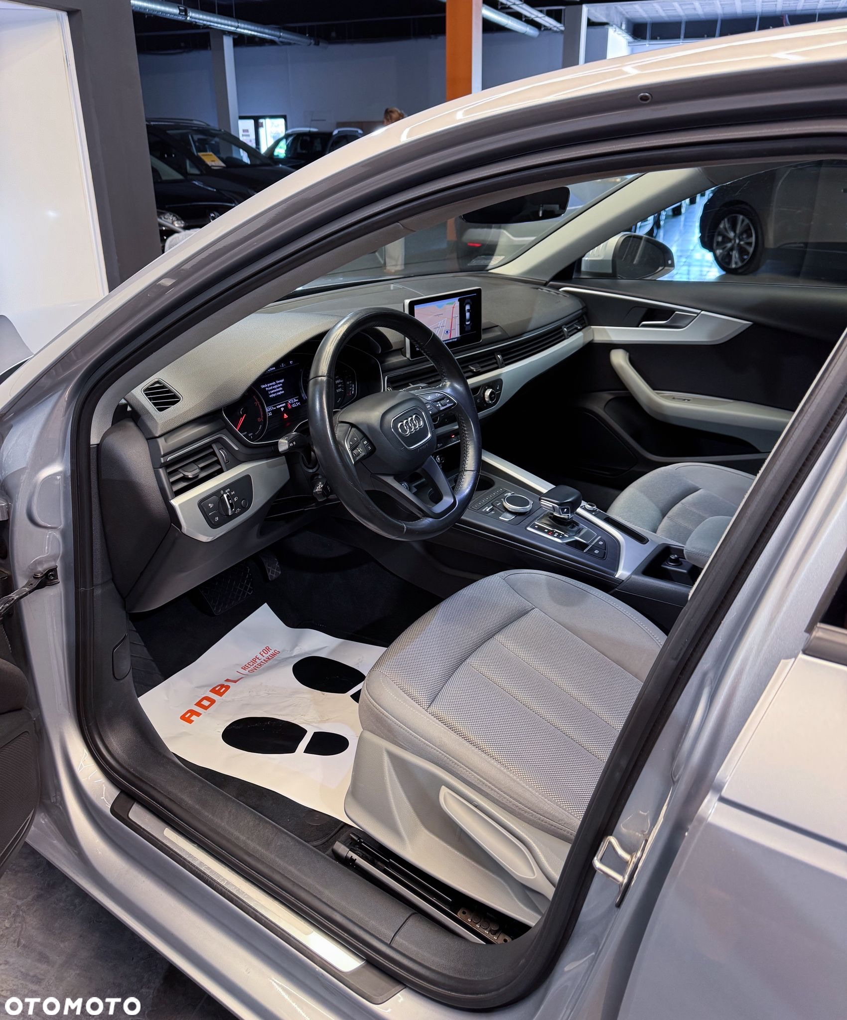 Audi A4 ver-2-0-tfsi-ultra-s-tronic - 6