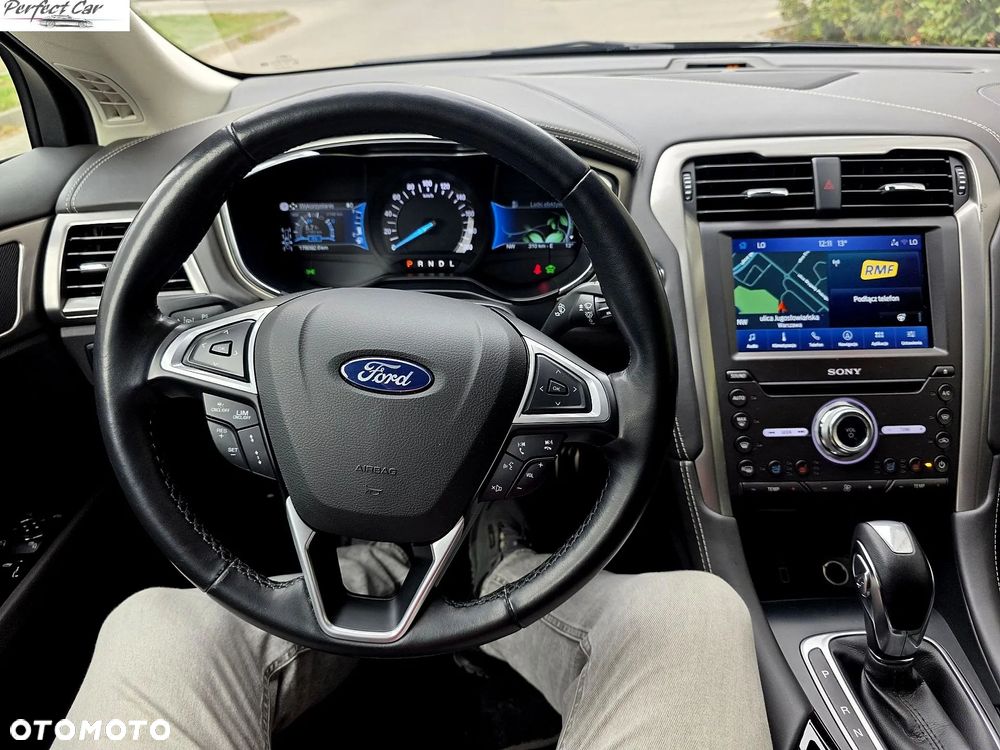 Ford Mondeo 2.0 Hybrid Vignale Plus - 14