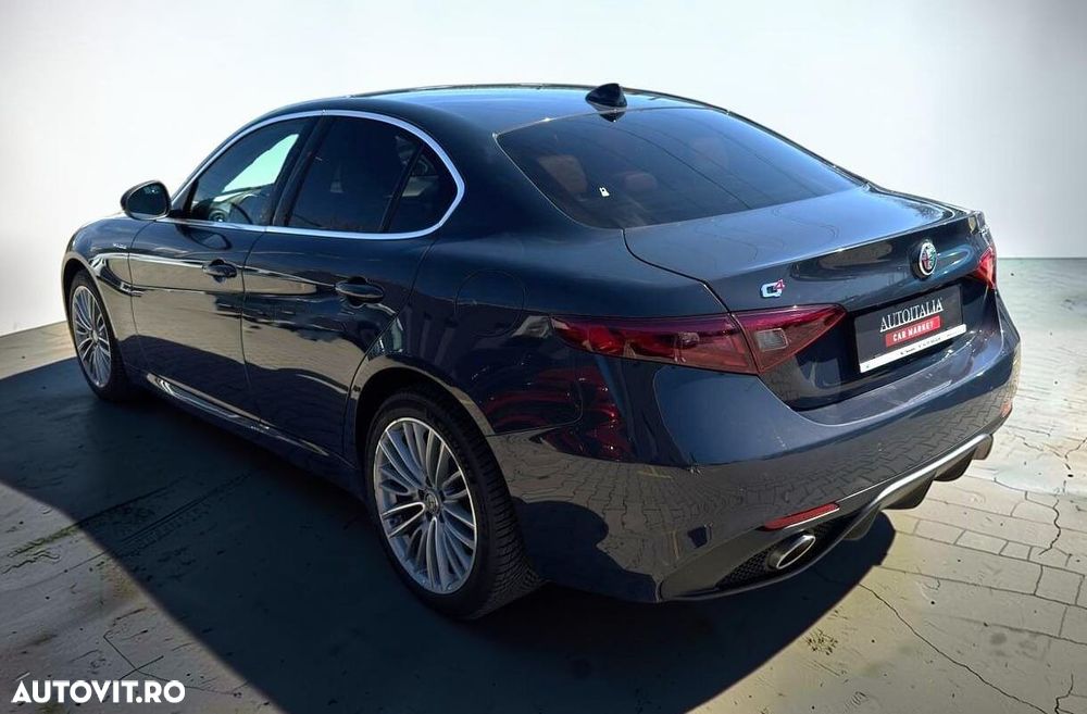 Alfa Romeo Giulia 2.0 Turbo AWD AT8 Veloce - 7