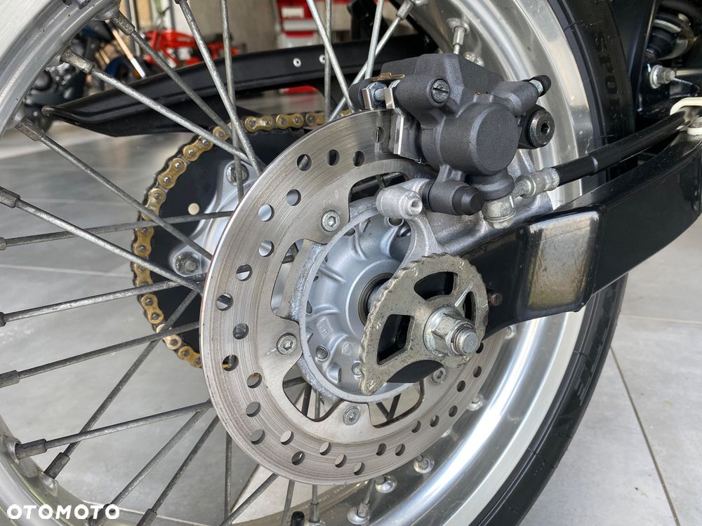 Suzuki DR - 35