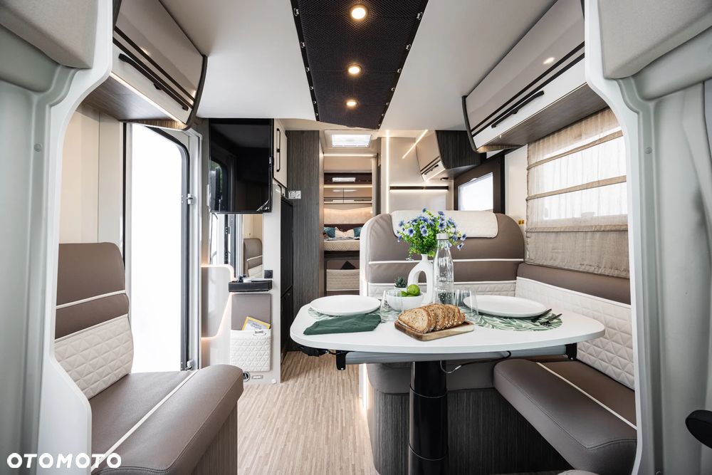 McLOUIS MC4 879 - 5 osobowy - 6