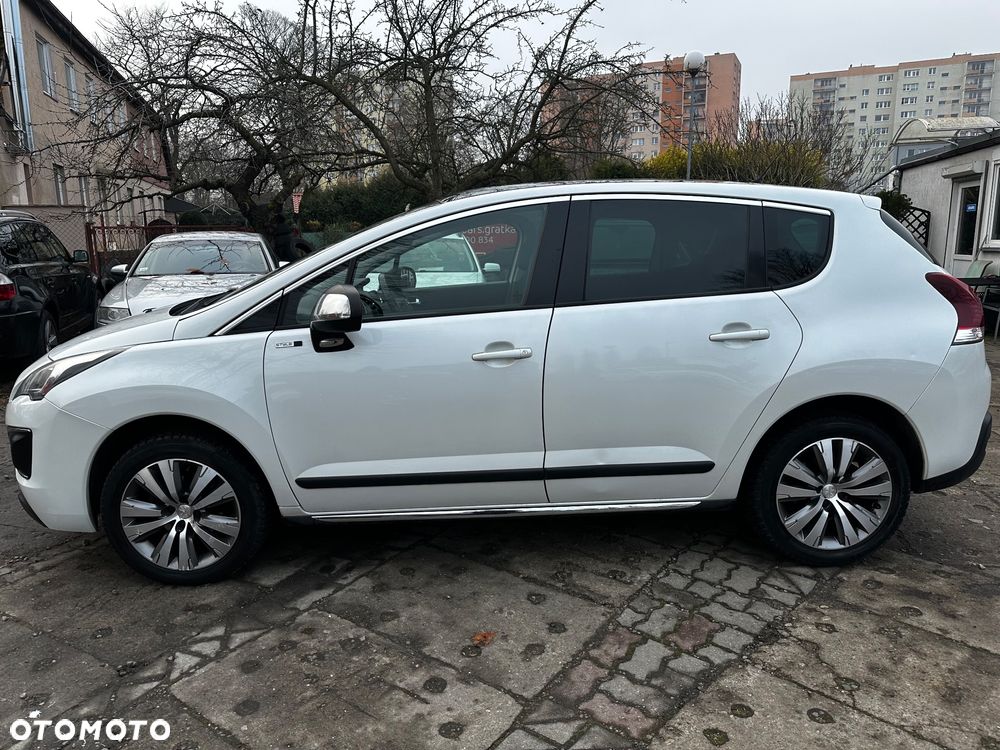 Peugeot 3008 1.6 BlueHDi Style S&S - 11