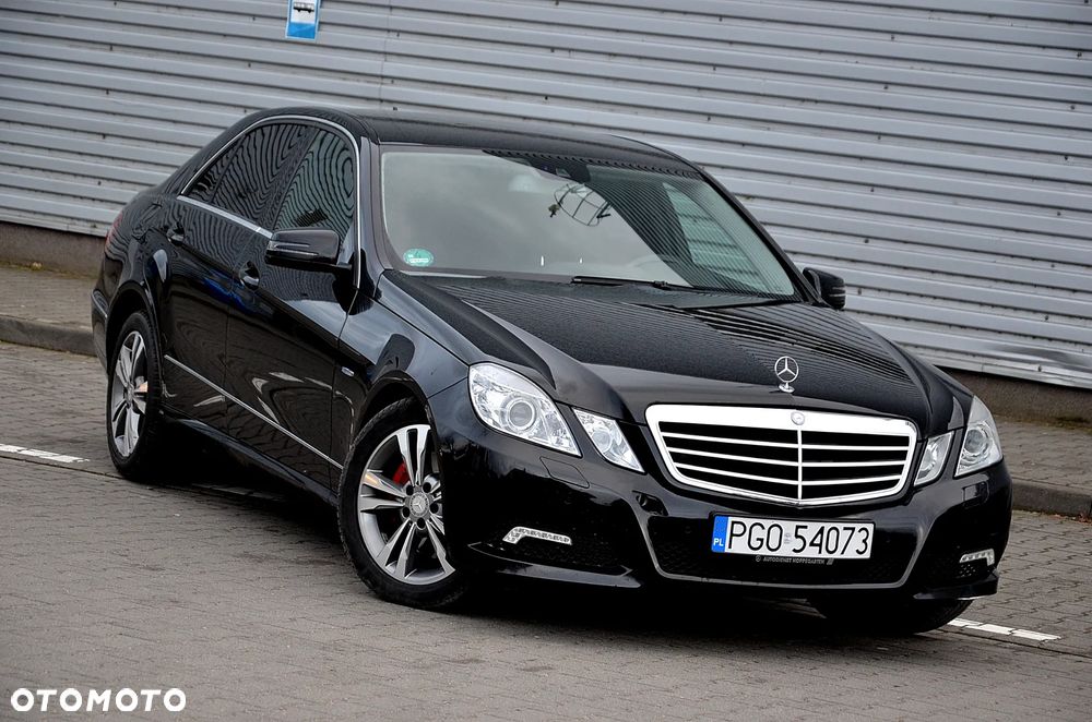 Mercedes-Benz Klasa E 350 CDI BlueEff Avantgarde - 4