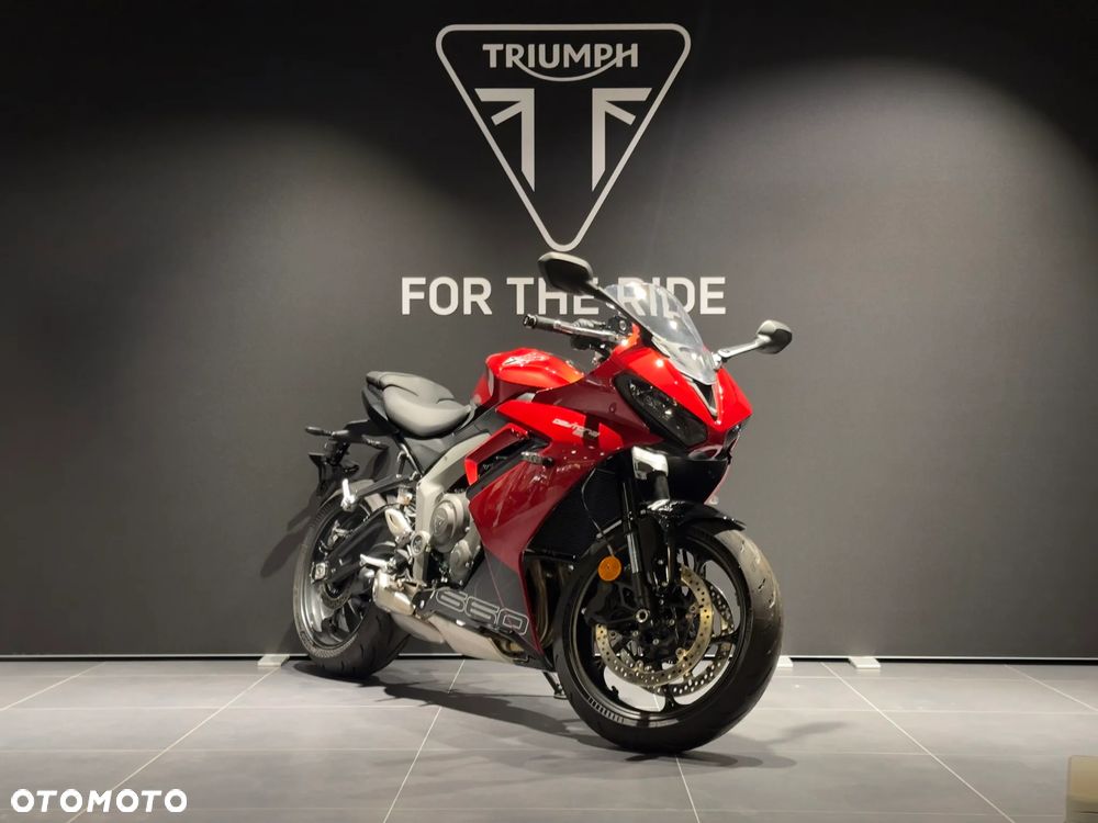 Triumph Daytona - 5