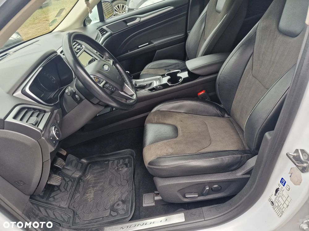 Ford Mondeo 2.0 TDCi STart-Stopp Titanium - 13