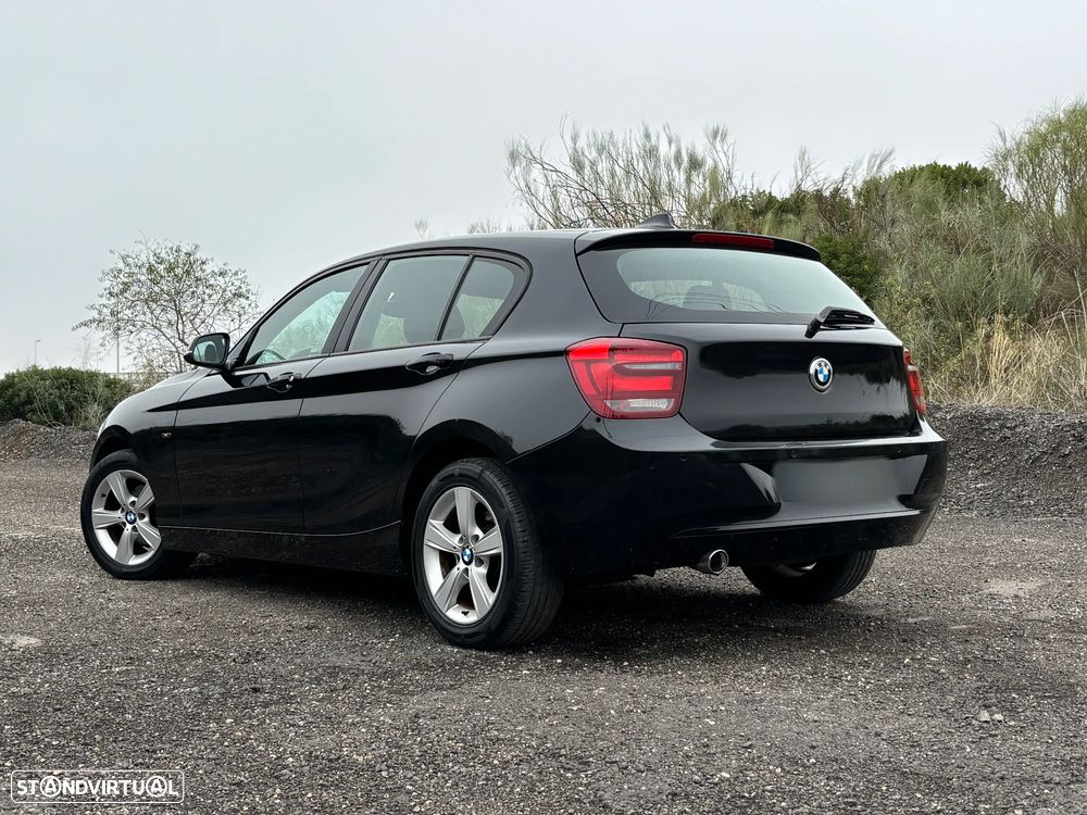 BMW 118 d Line Sport - 4