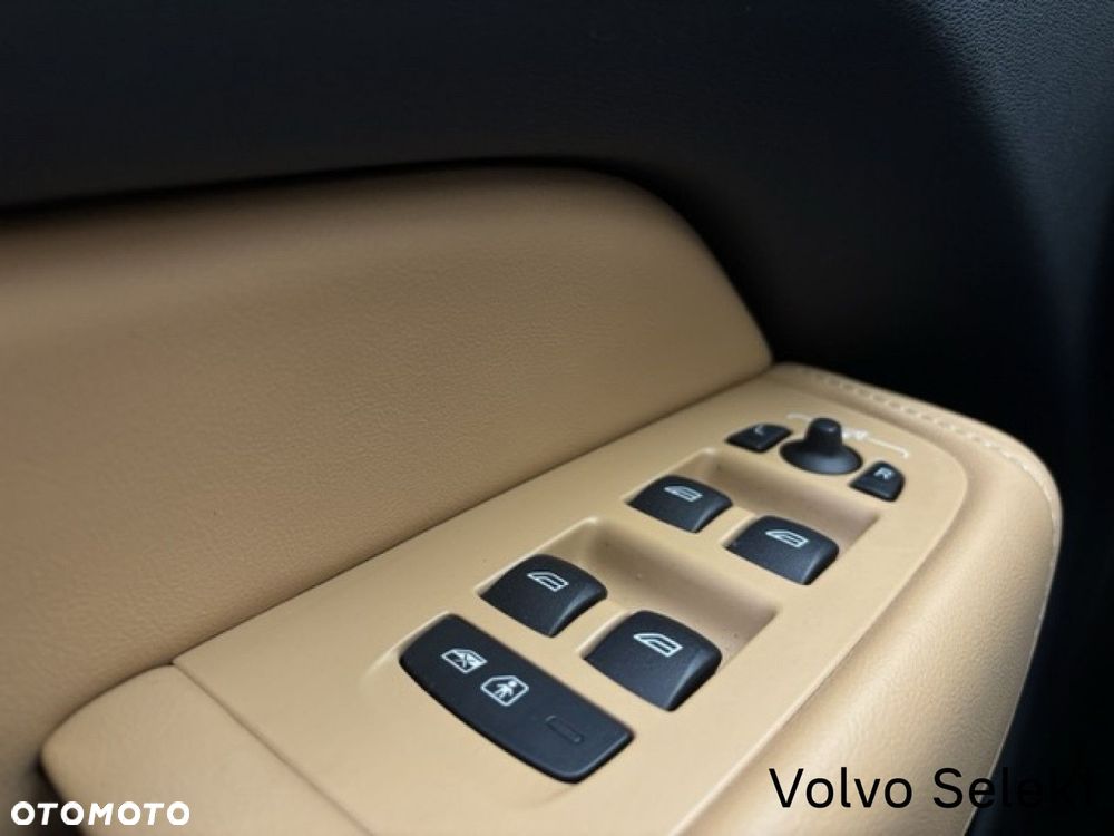 Volvo XC 60 - 11