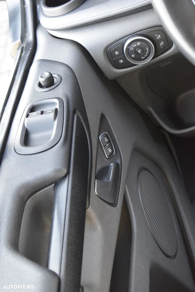 Ford Transit Custom - 27