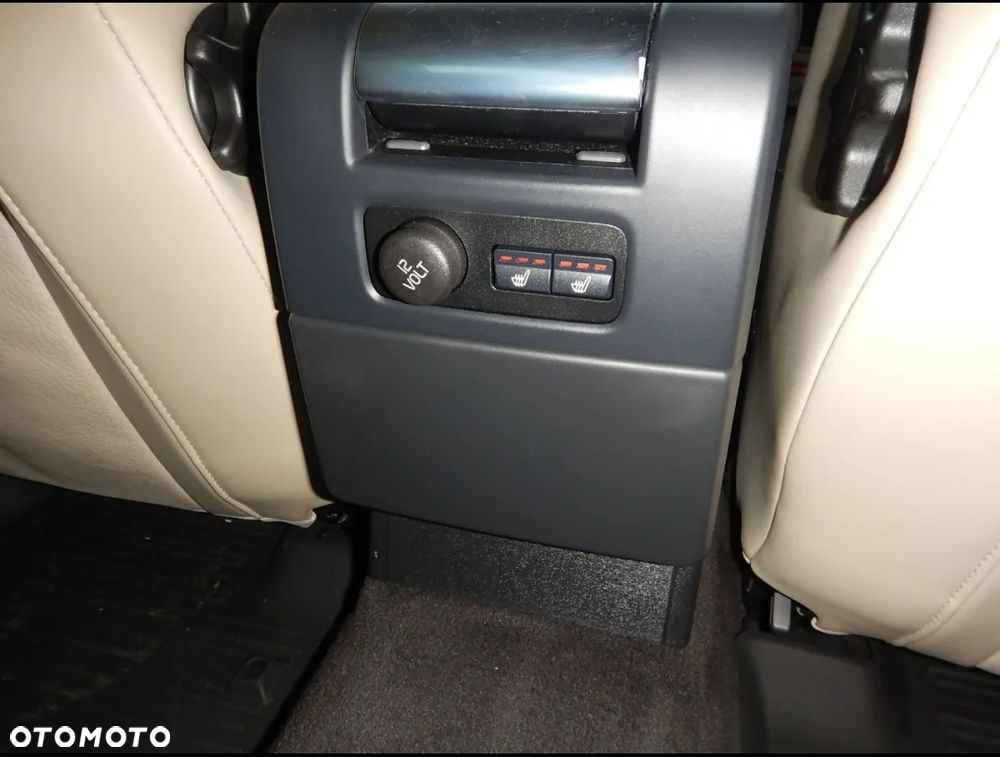 Volvo S80 2.5T Momentum - 11