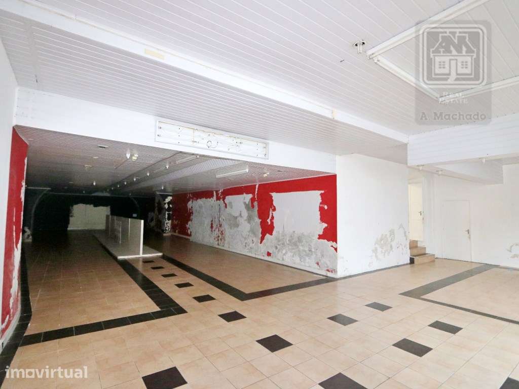 ÁREA COMERCIAL para ARRENDAR - centro da cidade de Ponta Delgada, I... - Grande imagem: 4/8