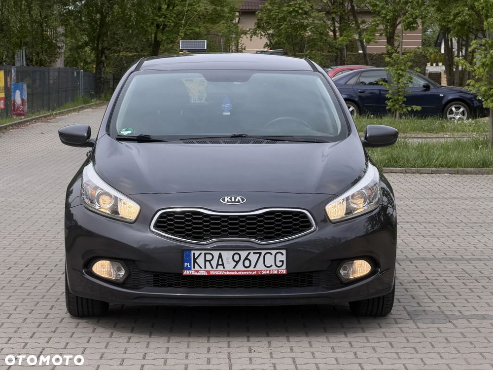 Kia Ceed 1.4 CVVT Attract plus - 36