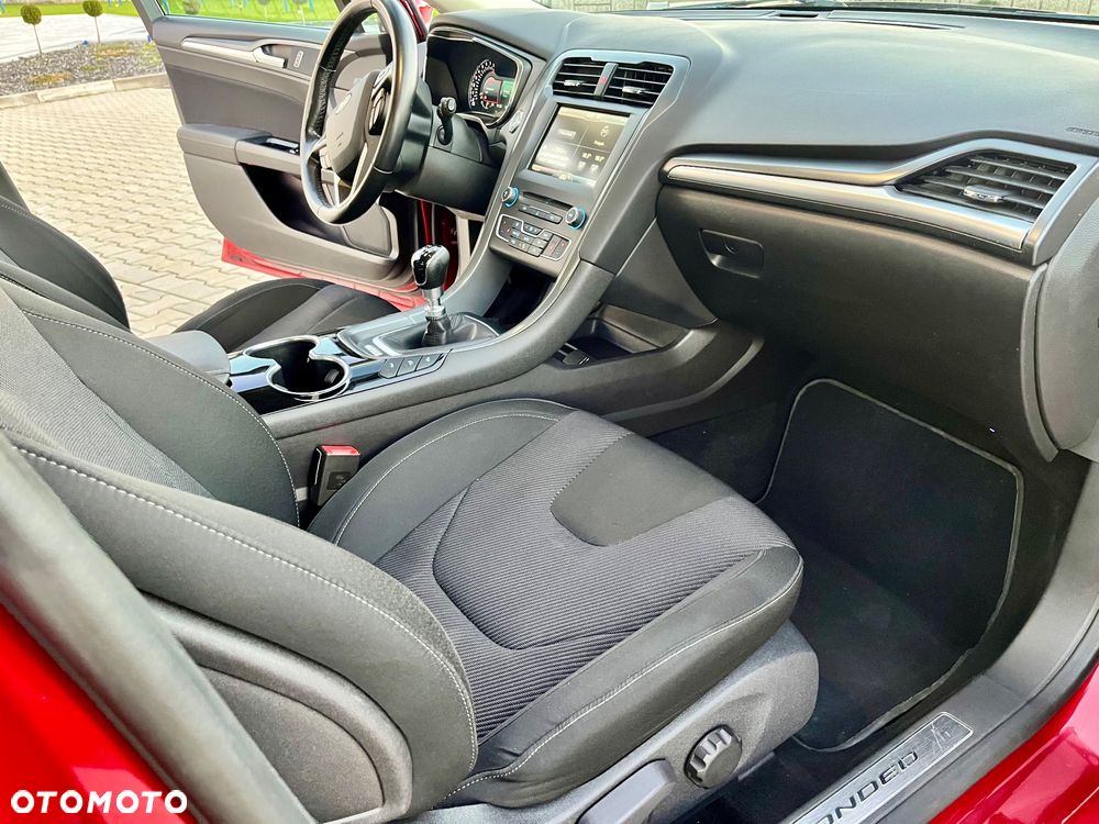 Ford Mondeo - 24