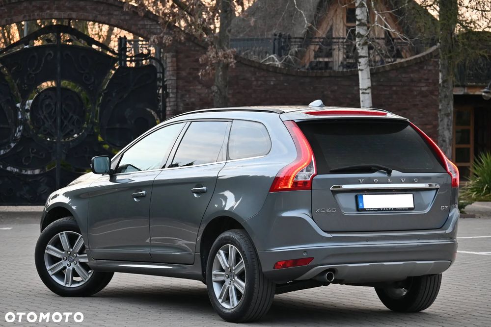 Volvo XC 60 D3 Geartronic Momentum - 14