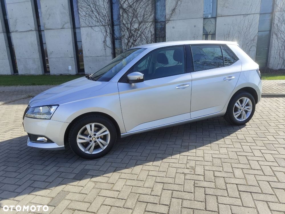 Skoda Fabia 1.0 Edition - 2