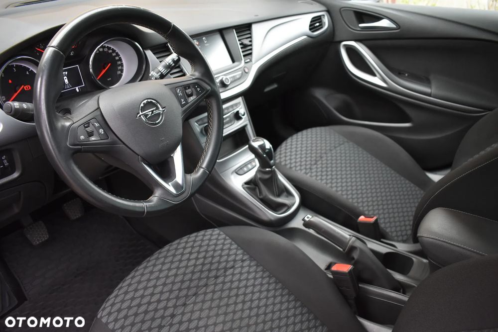 Opel Astra 1.6 CDTI Essentia S&S - 8