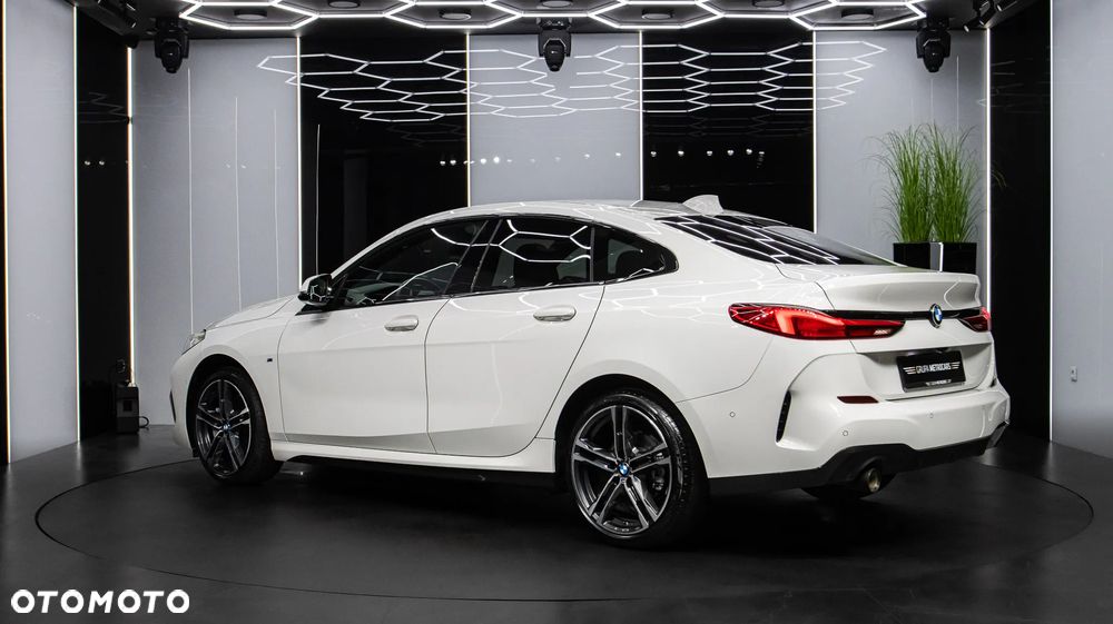 BMW Seria 2 218i M Sport - 6