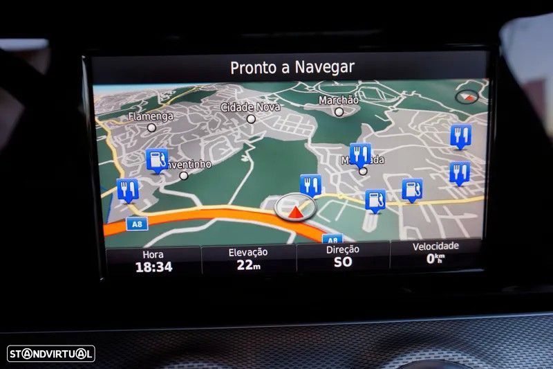 Mercedes-Benz E 220 d AMG designo - 20