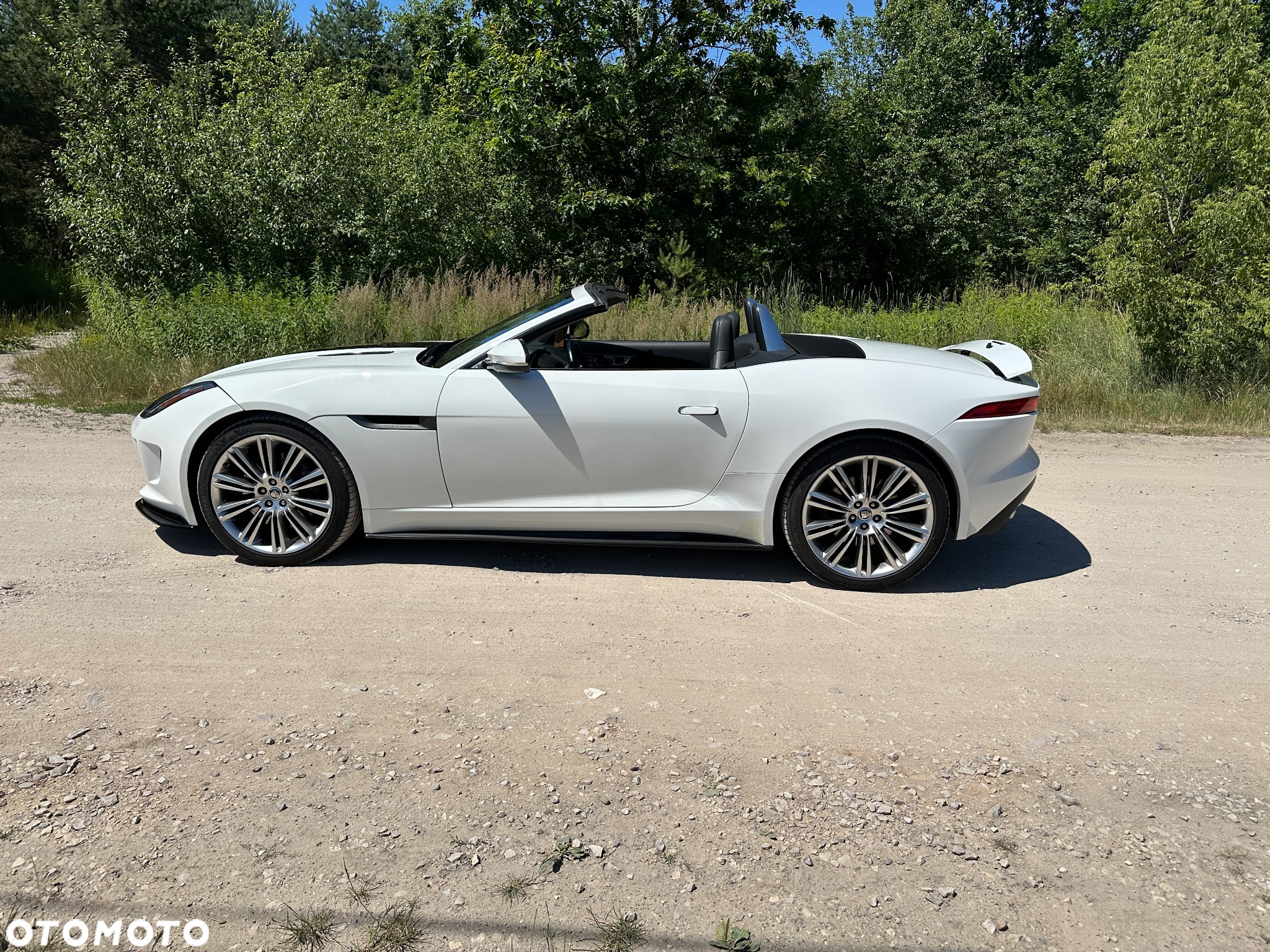 Jaguar F-Type Cabriolet - 10