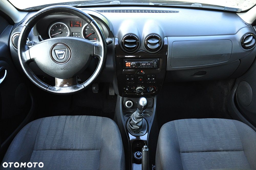 Dacia Duster 1.6 Laureate 4x4 - 25