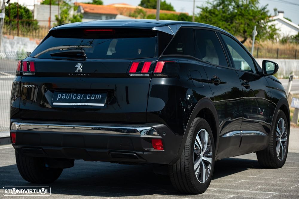 Peugeot 3008 1.5 BlueHDi Allure EAT8 - 8