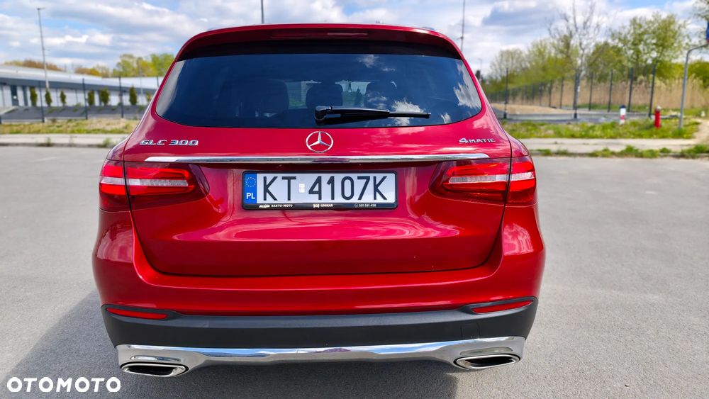 Mercedes-Benz GLC 300 4Matic 9G-TRONIC Exclusive - 13