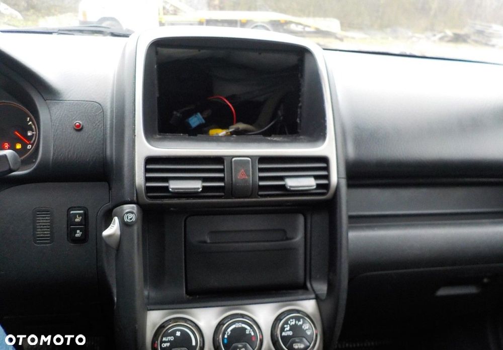 Honda CR-V - 24