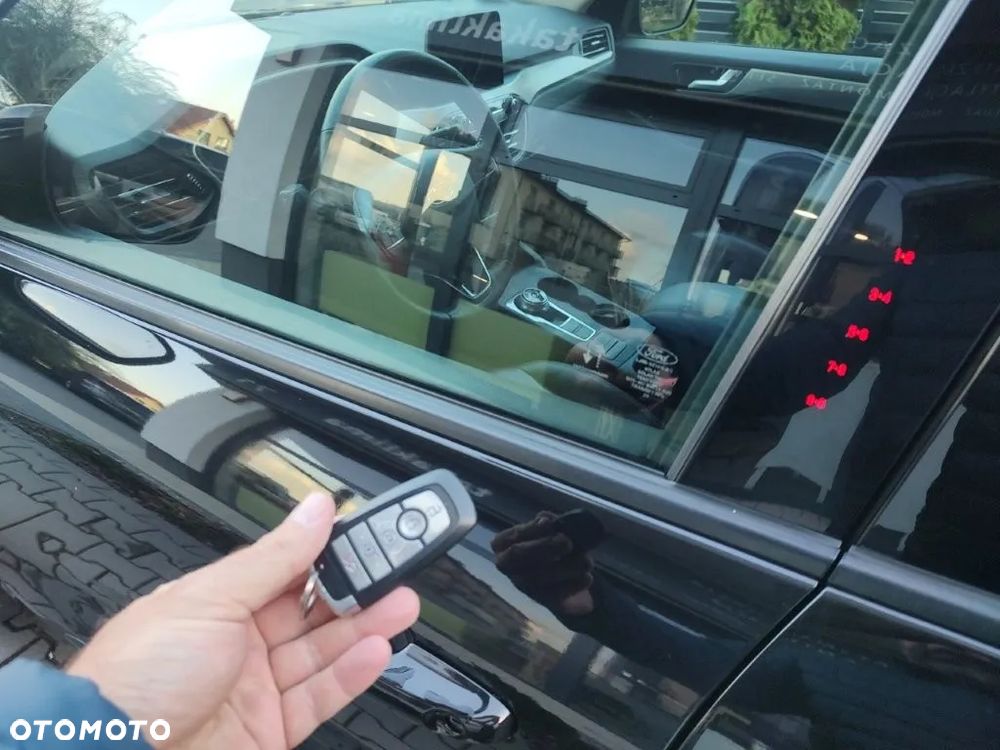 Ford Kuga 1.5 EcoBoost AWD Titanium ASS - 5