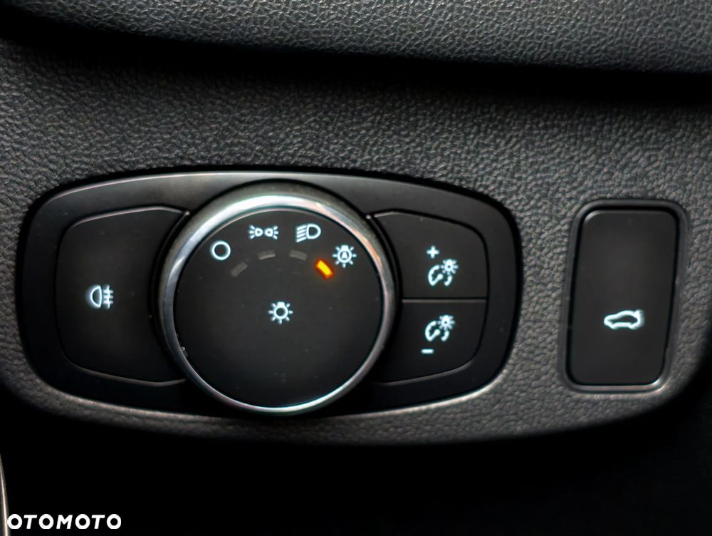 Ford Focus 1.5 EcoBlue Start-Stopp-System ACTIVE - 20